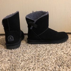 Bearpaw winter boots (size 10)